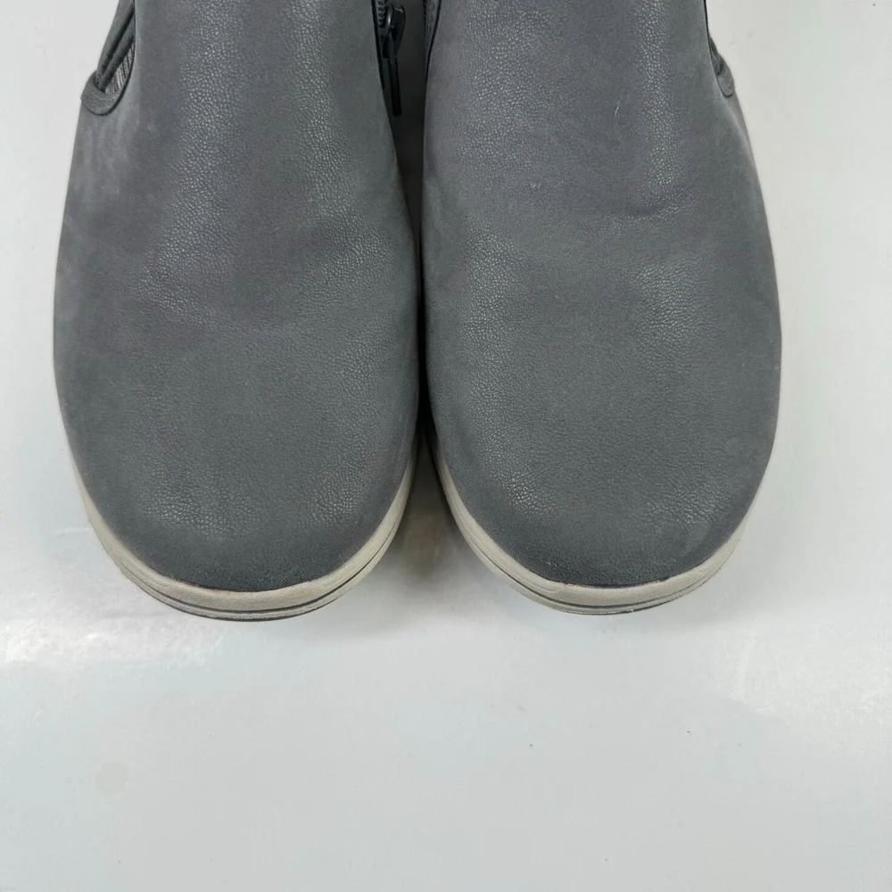 Clarks Cloudsteppers Breeze Clover Women's US 10W Grey Faux Nubuck Ankle Booties